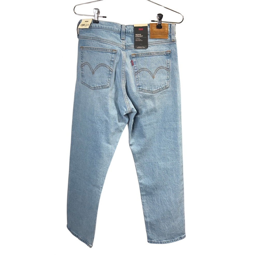 NWT Women’s Levi’s High Rise Wedgie Straight Leg Denim Jeans